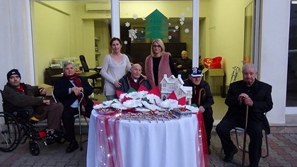 ksotikaxristougennakdif