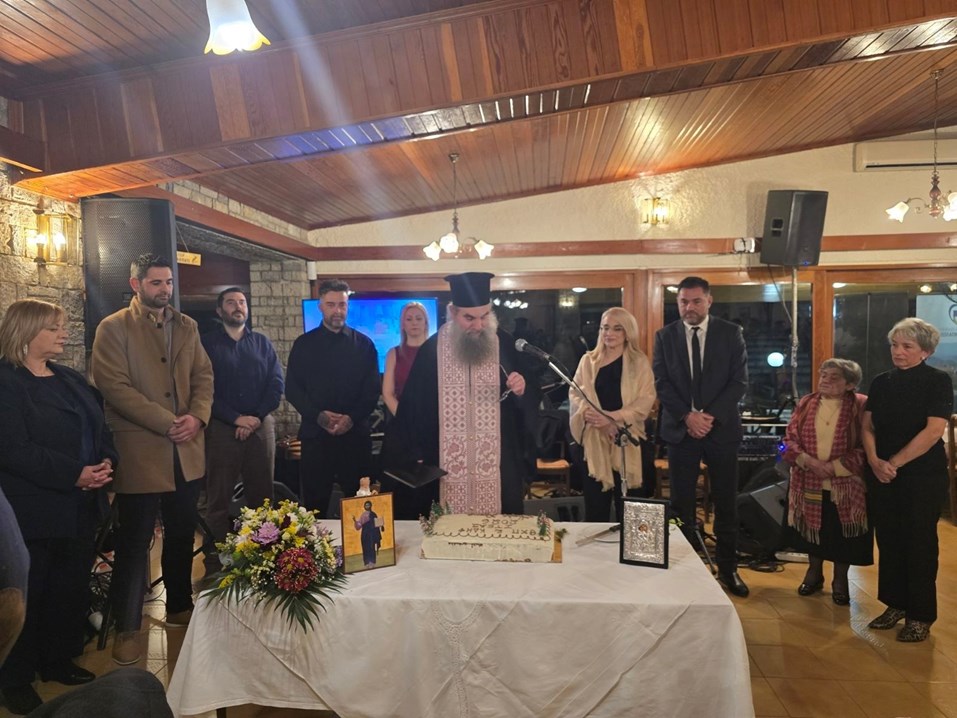 ΚΟΠΗ ΠΡΩΤΟΧΡΟΝΙΑΤΙΚΗΣ ΠΙΤΑΣ